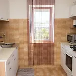 Ivana 2 * Kaštela