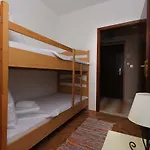 Apartman Ivana 2 *