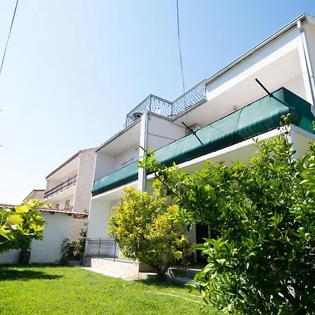 Ivana 2 Apartment