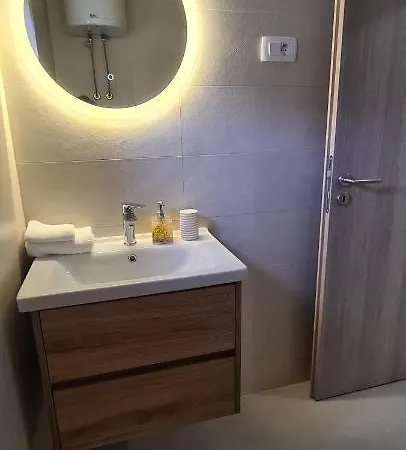 Ivana 2 Apartment *